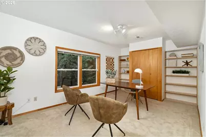 1035 SW Palatine St, Portland, OR 97219 - Photo 30