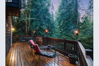 1035 SW Palatine St, Portland, OR 97219 - Photo 40