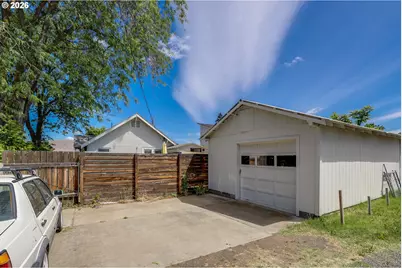 1222 E 8th St, The Dalles, OR 97058 - Photo 36