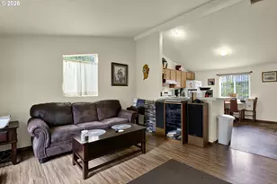 90 Outer Dr, Florence, OR 97439 - Photo 2
