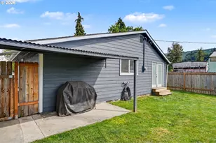 295 10th St, Lyons, OR 97358 - Photo 32
