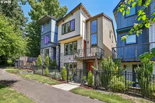 567 SW Chinook Terrace, Portland, OR 97225 - Photo 2