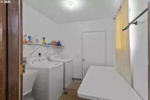 99554 Lone Pine Ln, Myrtle Point, OR 97458 - Photo 34
