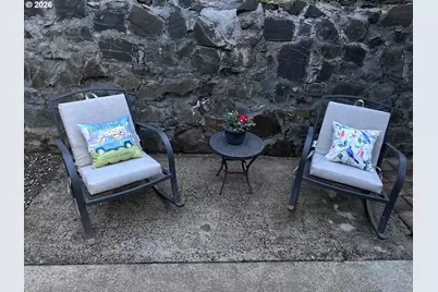 1336 S 7th St, Cottage Grove, OR 97424 - Photo 24