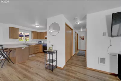 1336 S 7th St, Cottage Grove, OR 97424 - Photo 16