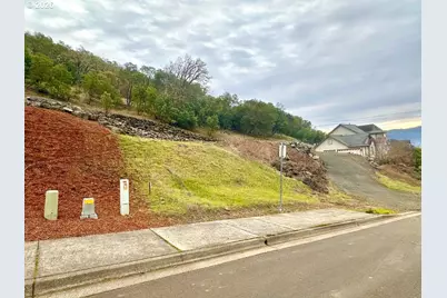 2957 NW Daysha Dr, Roseburg, OR 97471 - Photo 10