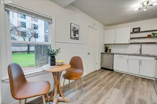 3311 3315 SE 127th Pl, Portland, OR 97236 - Photo 8