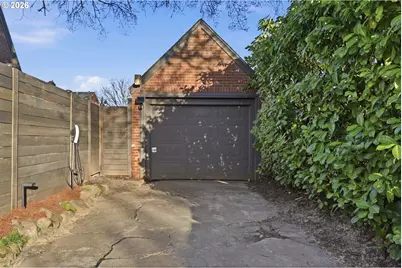 123 W 38th St, Vancouver, WA 98660 - Photo 32