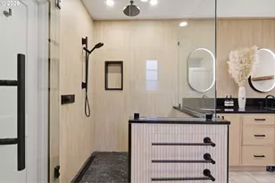 123 W 38th St, Vancouver, WA 98660 - Photo 18