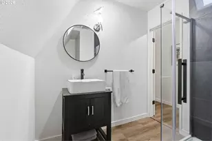 123 W 38th St, Vancouver, WA 98660 - Photo 24