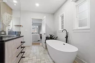 123 W 38th St, Vancouver, WA 98660 - Photo 16