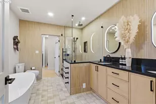 123 W 38th St, Vancouver, WA 98660 - Photo 14