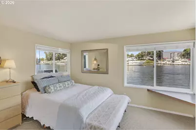 559 NE Bridgeton Rd #6, Portland, OR 97211 - Photo 24