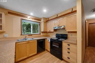 17005 Southpoint Dr, Nehalem, OR 97131 - Photo 8