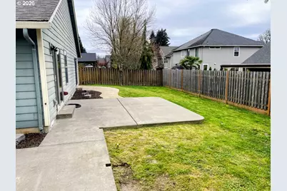 606 E Johnson St, Carlton, OR 97111 - Photo 30