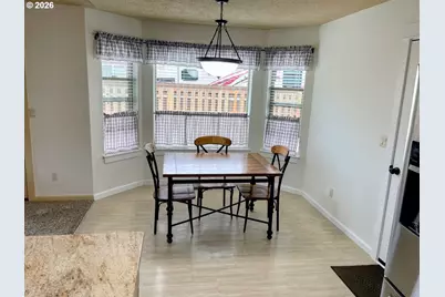 606 E Johnson St, Carlton, OR 97111 - Photo 22