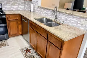 606 E Johnson St, Carlton, OR 97111 - Photo 12