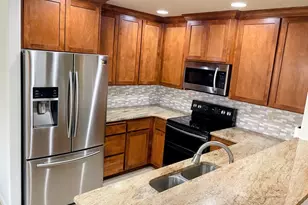 606 E Johnson St, Carlton, OR 97111 - Photo 10