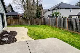 606 E Johnson St, Carlton, OR 97111 - Photo 32