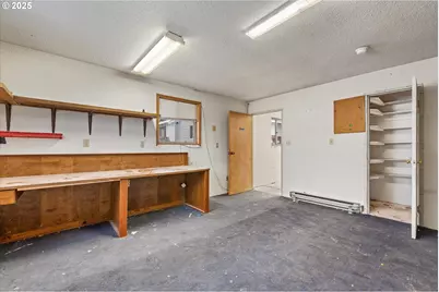 1029 Walnut St, Baker City, OR 97814 - Photo 20