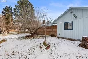 1029 Walnut St, Baker City, OR 97814 - Photo 12