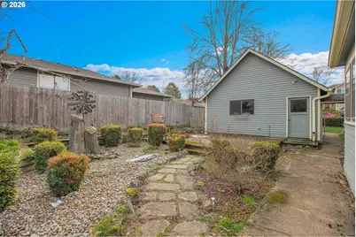 10630 SW Garden Park Pl, Portland, OR 97223 - Photo 46