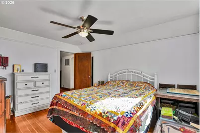 10630 SW Garden Park Pl, Portland, OR 97223 - Photo 38