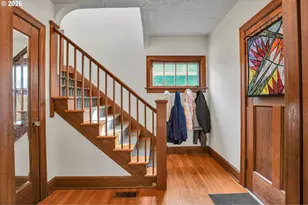 10630 SW Garden Park Pl, Portland, OR 97223 - Photo 4