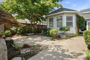 32237 SW Lake Dr, Wilsonville, OR 97070 - Photo 2