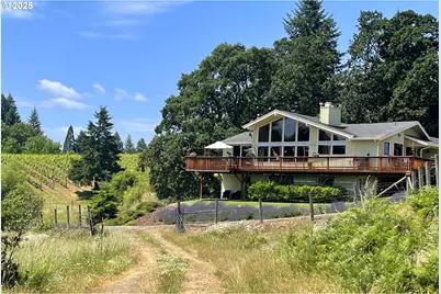 13900 NW Fir Crest Rd, McMinnville, OR 97128 - Photo 1