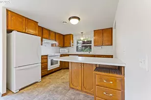 16780 SW Matador Ln, Portland, OR 97224 - Photo 12