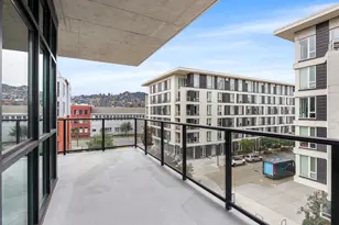 1830 NW Riverscape St, Portland, OR 97209 - Photo 18