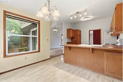 3738 SW 16th Ct, Gresham, OR 97080 - Photo 12