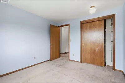 3738 SW 16th Ct, Gresham, OR 97080 - Photo 24