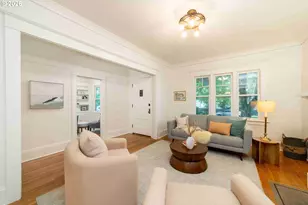 3203 SE Tibbetts St, Portland, OR 97202 - Photo 4