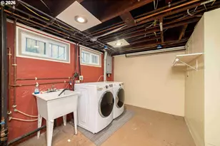 3203 SE Tibbetts St, Portland, OR 97202 - Photo 14