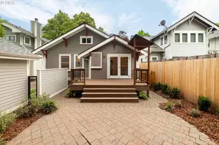 3203 SE Tibbetts St, Portland, OR 97202 - Photo 16