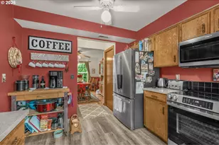 7450 SW 184th Pl, Beaverton, OR 97007 - Photo 8