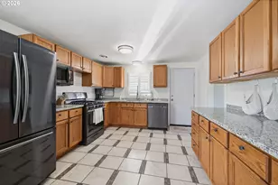 4060 Wood Ave, Eugene, OR 97402 - Photo 10