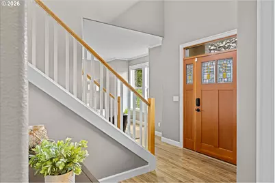 13425 SW Essex Dr, Portland, OR 97223 - Photo 4