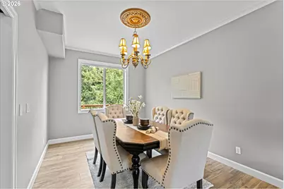 13425 SW Essex Dr, Portland, OR 97223 - Photo 8