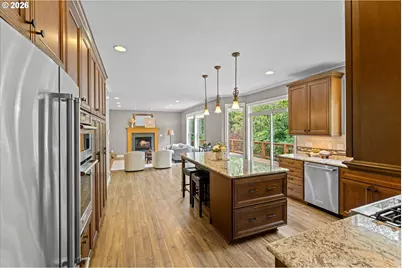 13425 SW Essex Dr, Portland, OR 97223 - Photo 10