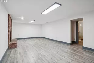 232 W Hereford St, Gladstone, OR 97027 - Photo 20