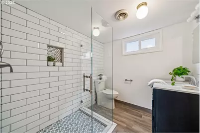 232 W Hereford St, Gladstone, OR 97027 - Photo 26