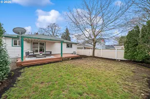 232 W Hereford St, Gladstone, OR 97027 - Photo 32