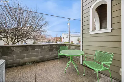 12264 SW 2nd St, Beaverton, OR 97005 - Photo 28