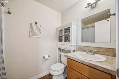 12264 SW 2nd St, Beaverton, OR 97005 - Photo 26