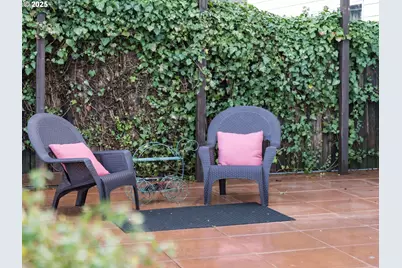 453 NW Lincoln St, Hillsboro, OR 97124 - Photo 28