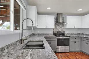 279 S 71st St, Springfield, OR 97478 - Photo 14