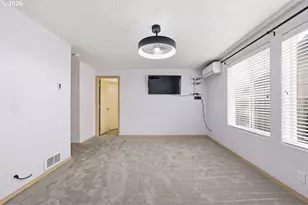 279 S 71st St, Springfield, OR 97478 - Photo 22